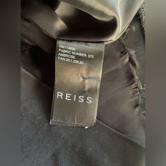 Reiss Pleated Front Black Dress Back Zip Closure Side Pockets Stretchy Sz 6 - Picture 9 of 11